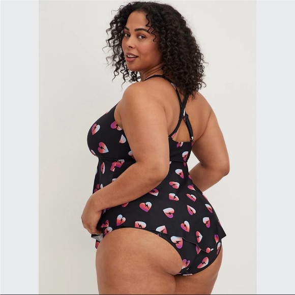 NWT Torrid wireless v neck tankini swim top x1 - Picture 5 of 7